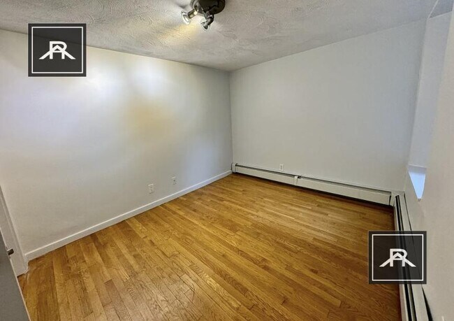 Building Photo - 3 bedroom in Brighton MA 02135