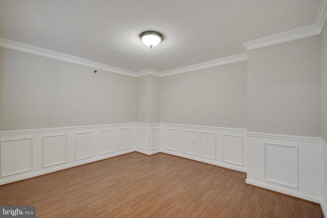 Building Photo - 2181 Jamieson Ave