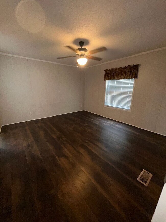 Building Photo - Immaculate 4BR Mobile Home in the heart of...