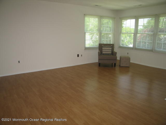 Building Photo - 90 Quince Ct