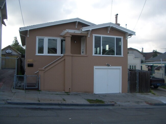 Primary Photo - Coming Soon! 2 Bedroom House