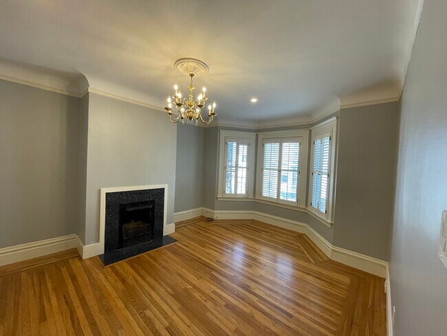 Building Photo - 1130 Leavenworth St