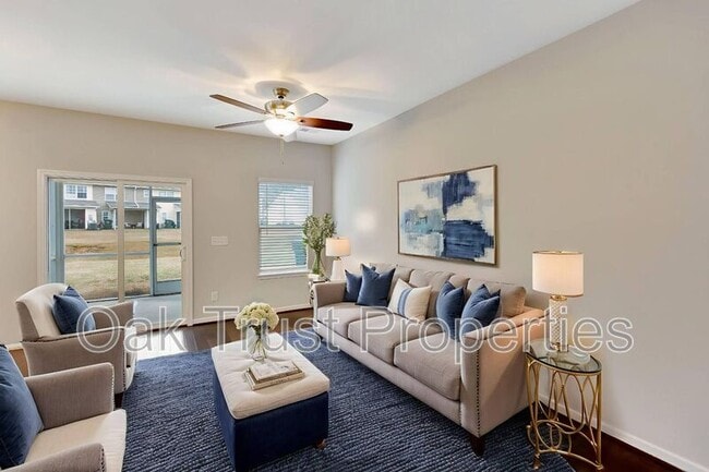 Building Photo - 504 Truman Dr