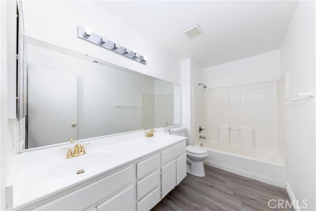 Building Photo - 15645 Isleta Ln