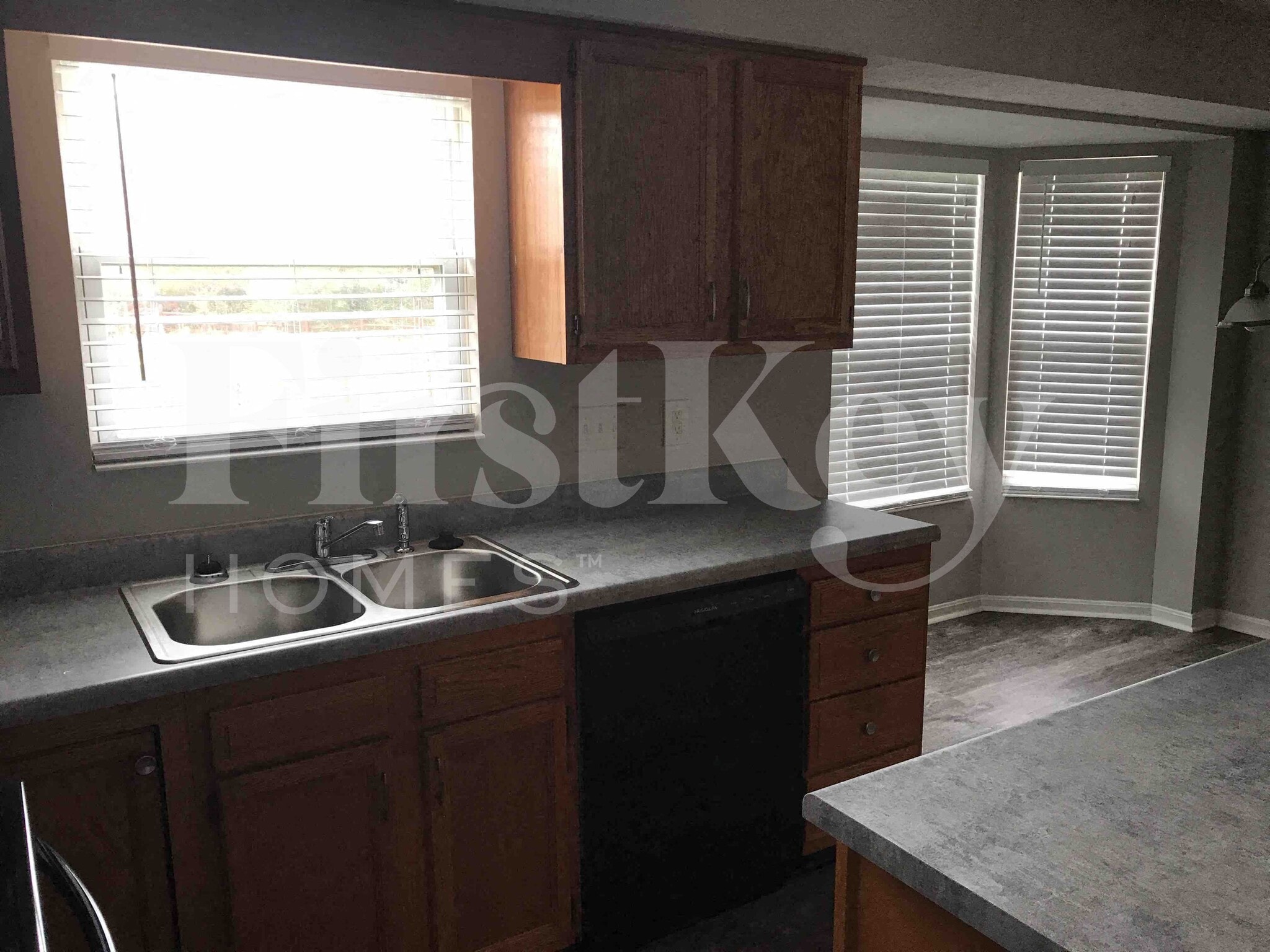 Building Photo - 3066 Blue Heron Dr