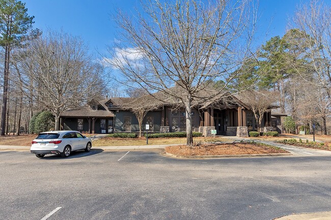 Building Photo - Available 6/15/25 in Woodland Creek