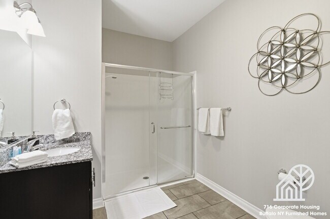 Building Photo - Furnished 1-Bedroom Apartment near UB North