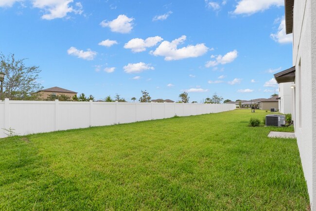 Building Photo - LIKE NEW 5 Bedroom Home for RENT in Touchstone!