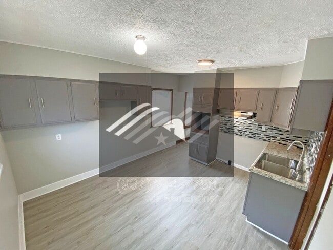 Building Photo - 115 Northwood Ave