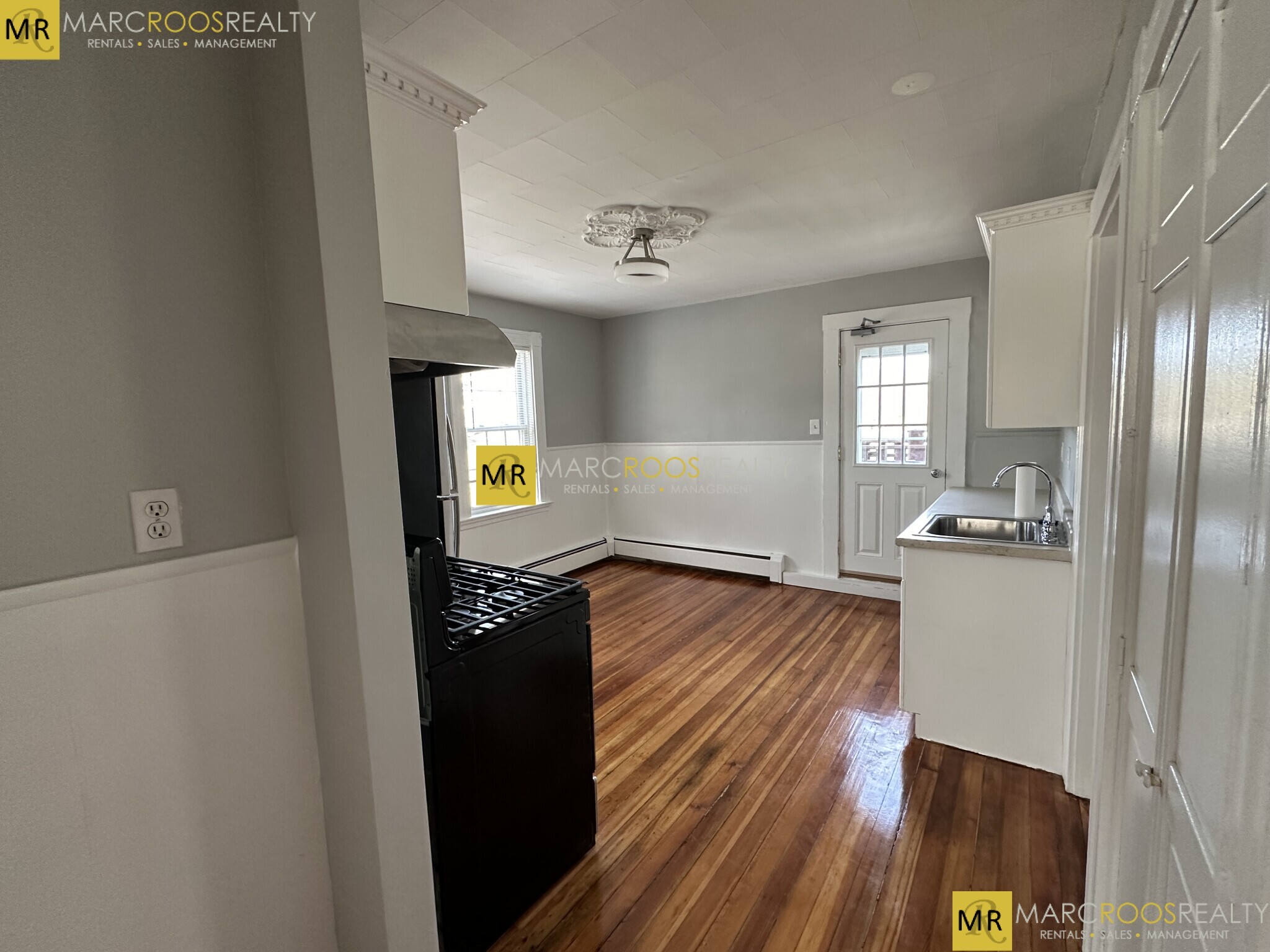Building Photo - 135 Nonantum St
