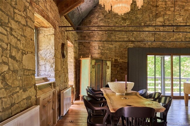 Building Photo - 1883-1213 NY-213