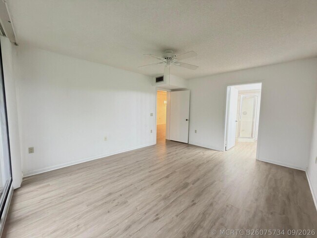 Building Photo - 2581 Village Blvd
