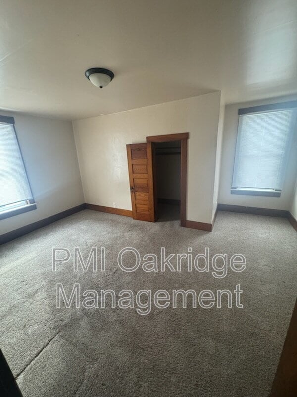 Building Photo - 172 S Hanover St