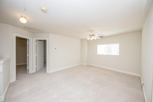 Building Photo - 5839 Sonoma Ridge