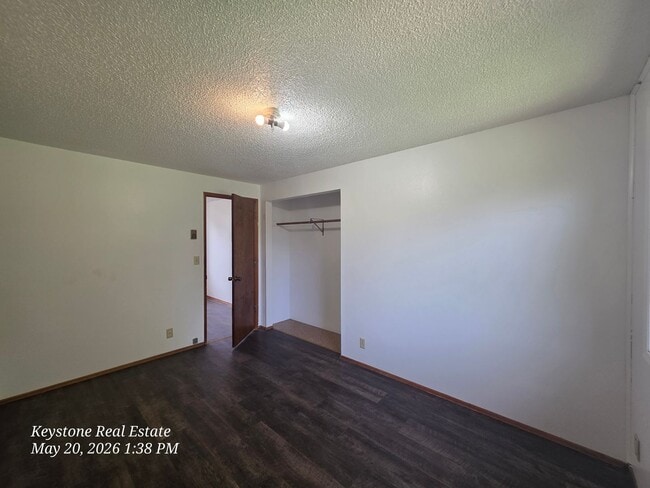 Building Photo - 1025 1/2 Maxwell Rd.