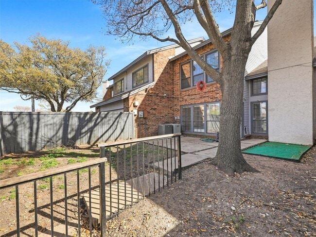 Building Photo - 3109 Devonshire Dr