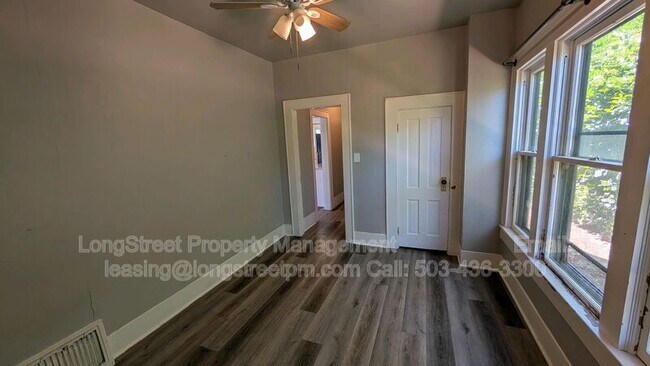 Building Photo - 622 NW 29th St