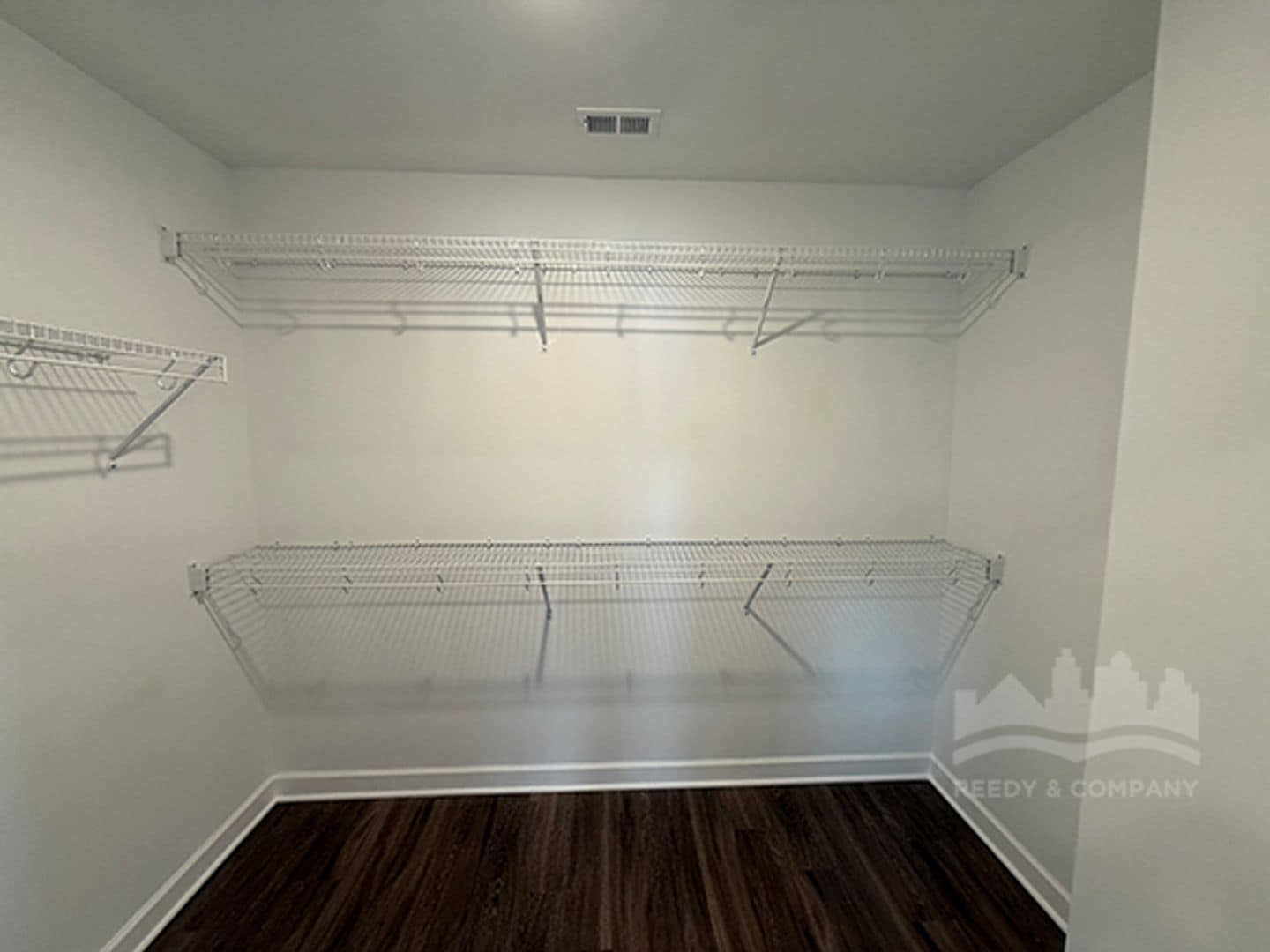 Building Photo - 574 Tucker View Dr