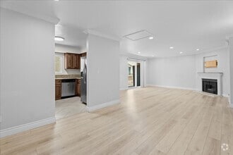 Building Photo - Stylish Burbank Condo with Modern Touches ...