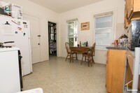 Building Photo - Nice 3BR/1Bath Multi Family Unit in Brighton!