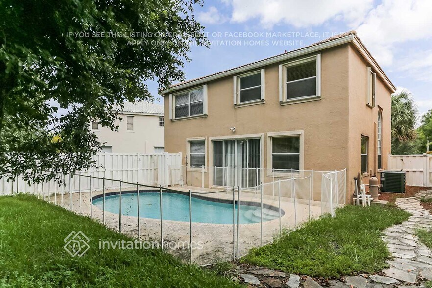 Building Photo - 1218 Oakwater Dr