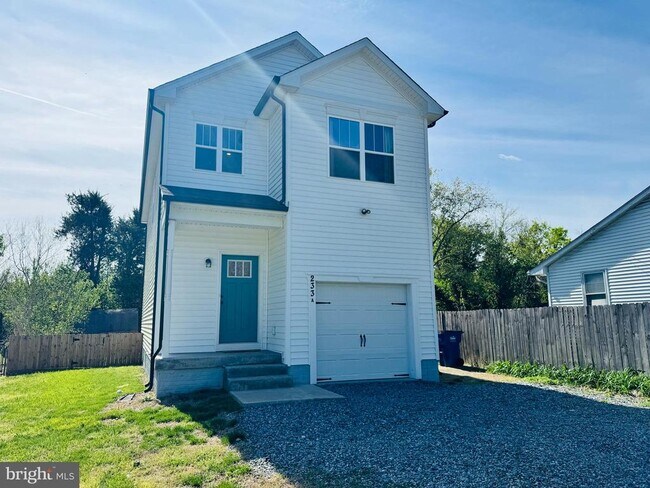 Building Photo - 233A Church St