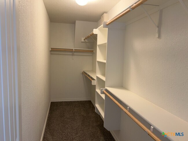 Building Photo - 7607 Melanite Dr