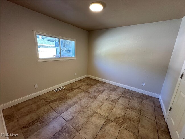 Building Photo - 3017 Northgate Ave