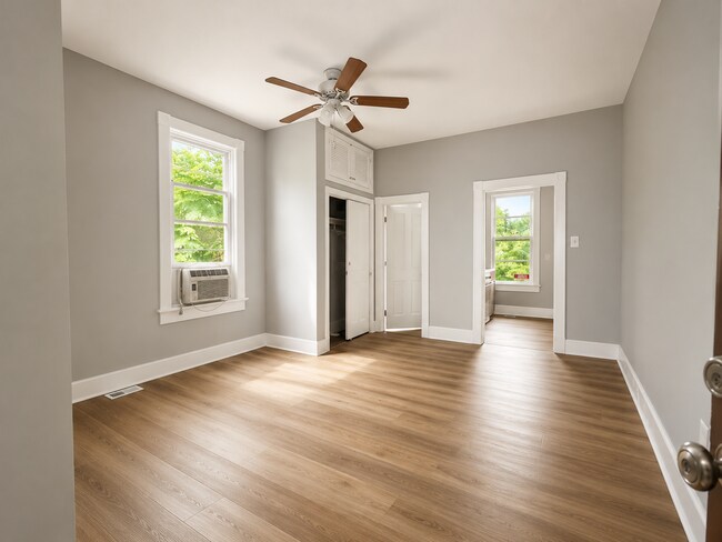 Building Photo - 3012 White Ave