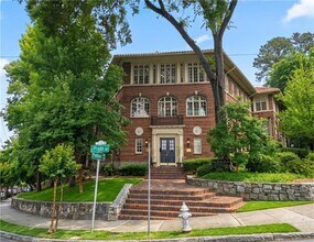 Building Photo - 1 S Prado NE