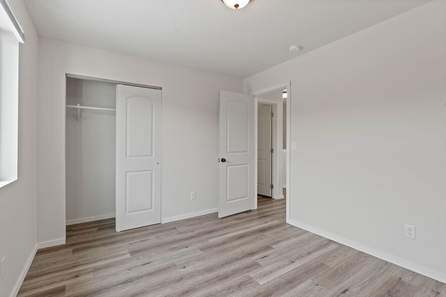 Bedroom 1 - 9109 W Winona Rd