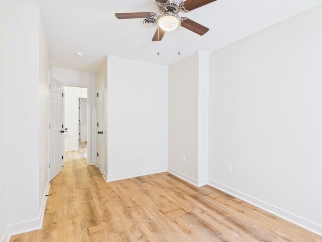Building Photo - 411 Gilmer St