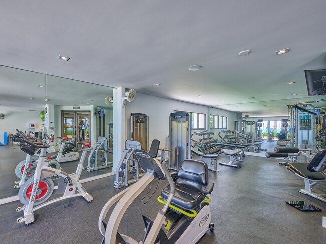 Building Photo - 3420 S Ocean Blvd