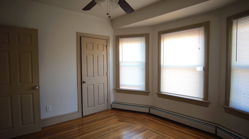 Building Photo - 47 Carolina Ave