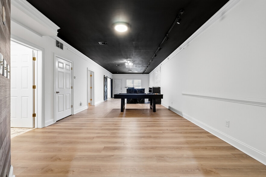 Building Photo - 6961 Fellowship Ln