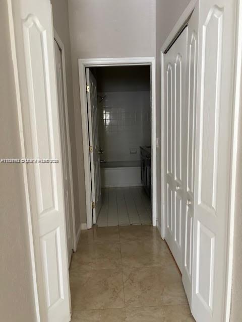 Building Photo - 2111 Shoma Dr