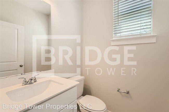 Building Photo - 4 br, 2.5 bath House - 1328 Creekbank Drive