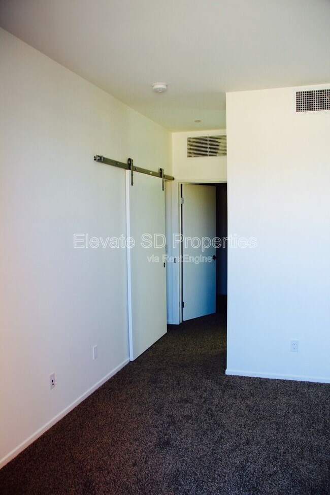 Building Photo - 2868 C St