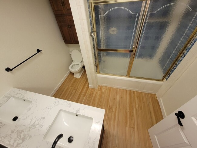 Building Photo - Torrance - 3 bd / 2 ba Home! GREAT LOCATION!!