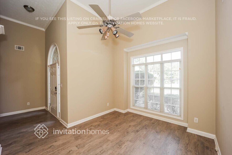 Building Photo - 135 Verdon Hill