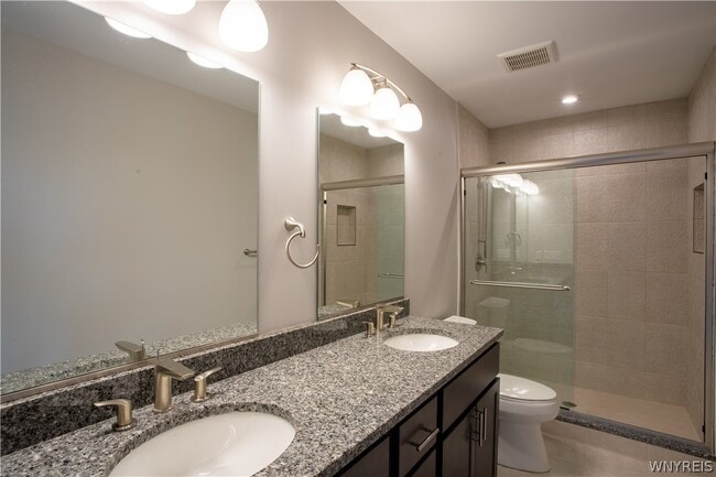 Building Photo - 8989 Iroquois St