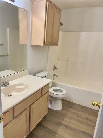 Building Photo - 1046 Palomino Dr