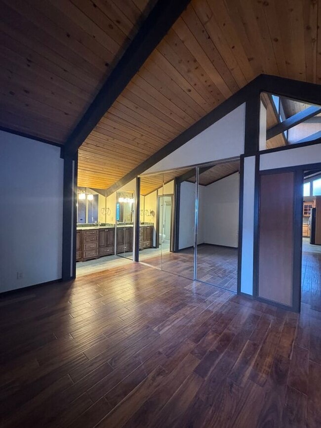 Building Photo - 4-Bed + Office | Reno Skyline Stunner | Fully Updated & Ready!