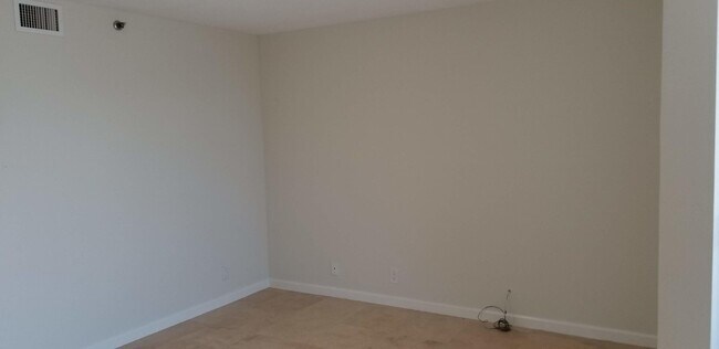 Building Photo - 3560 S Ocean Blvd
