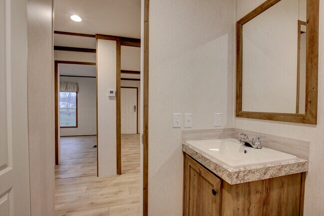 Building Photo - 295 Seays Rd