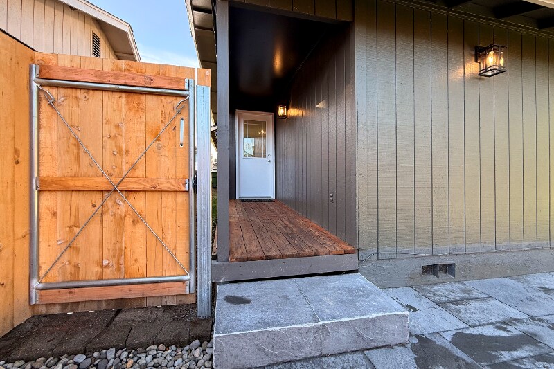 Building Photo - 2414 48th Ave