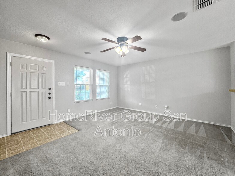 Building Photo - 128 Gatewood Bay