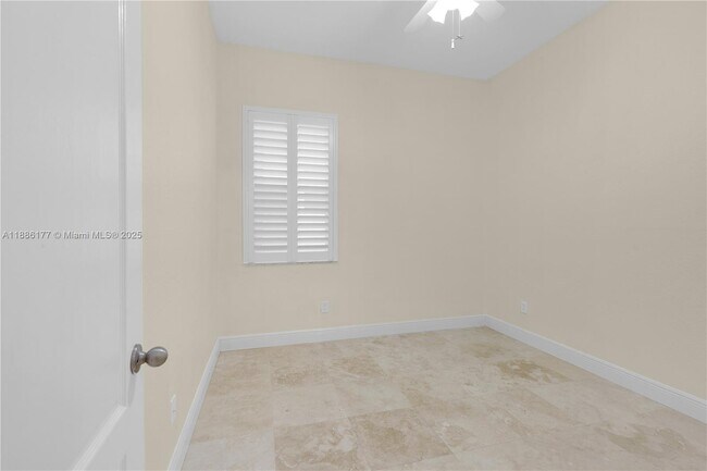 Building Photo - 4108 NE 22nd St