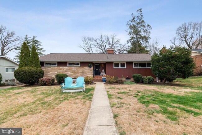 Building Photo - 6909 Andover Dr