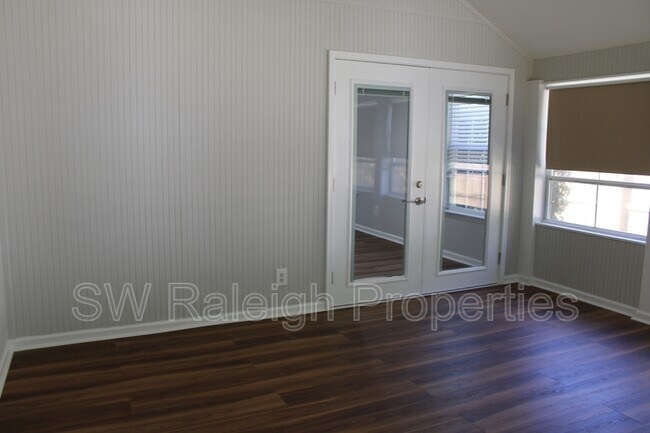 Building Photo - 312 Evening Star Dr
